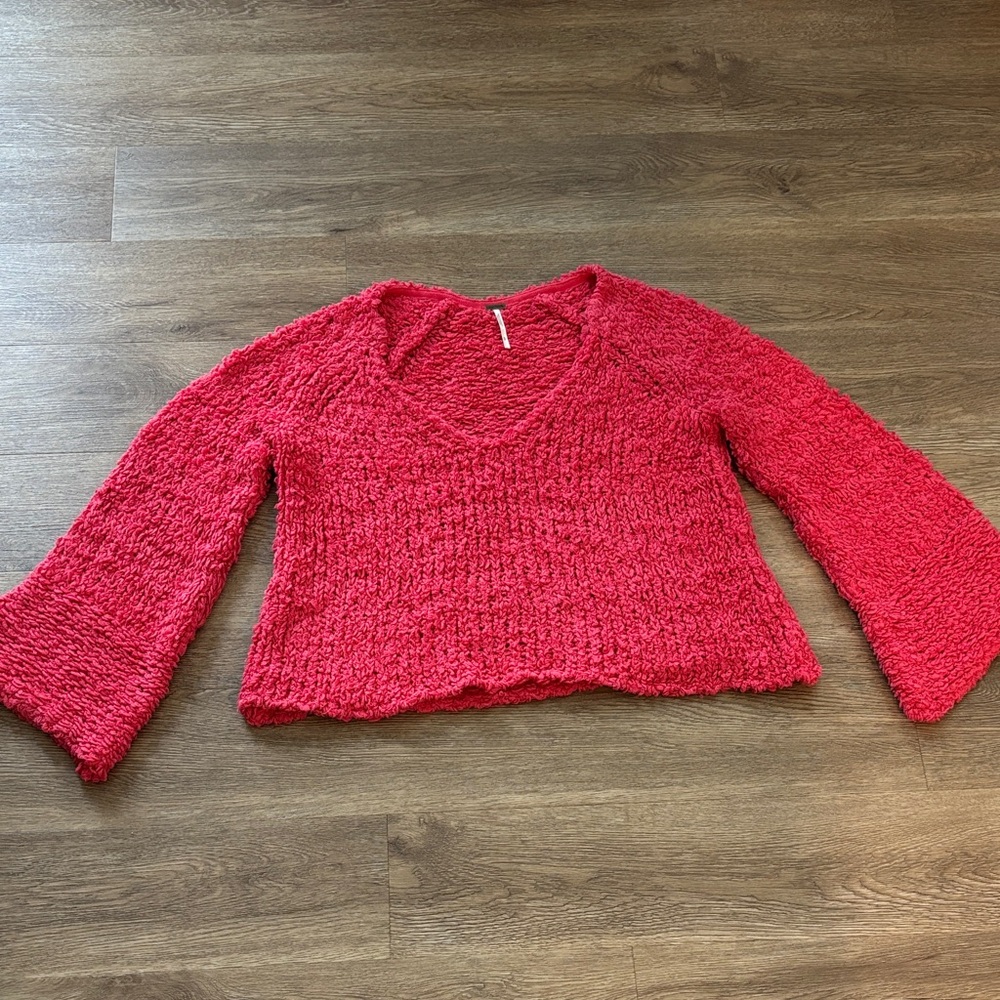 Free People Sweater. Size S.